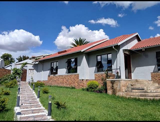 3 BEDROOM HOUSE FOR SALE IN VORNA VALLEY